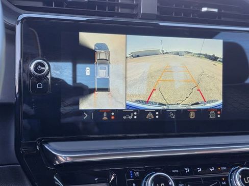 Used 2025 GMC Sierra 1500 Denali Ultimate image 11