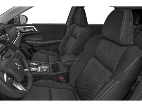 Used 2022 Mitsubishi Outlander SE AWD/4WD image 9