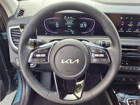 New 2026 Kia Seltos S AWD/4WD image 8