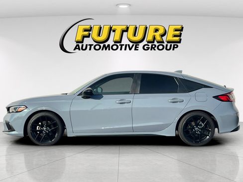 Used 2023 Honda Civic Sport image 7