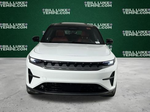 Used 2024 Jeep Wagoneer Launch Edition image 11