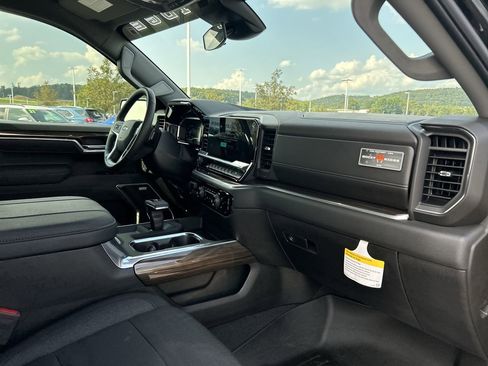 New 2025 Chevrolet Silverado 1500 RST image 17