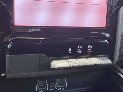 Used 2025 RAM 1500 Rebel w/ Rebel Level 1 Equipment Group AWD/4WD image 40