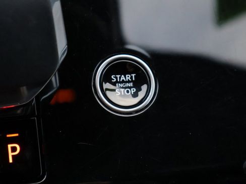 Used 2024 Land Rover Range Rover Sport Dynamic SE image 26