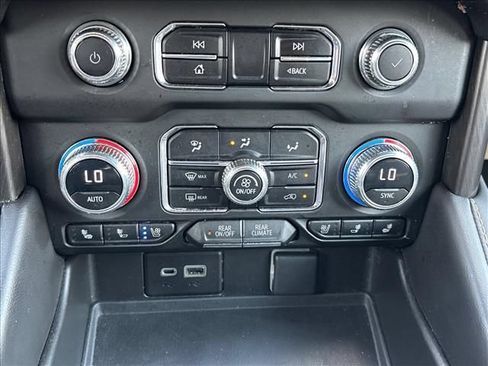 Certified 2023 GMC Yukon AT4 w/ AT4 Premium Plus Package AWD/4WD image 33