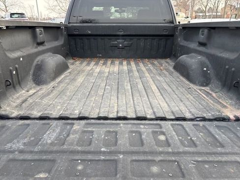 Used 2017 Chevrolet Silverado 1500 LT w/ LPO, Street Package image 25