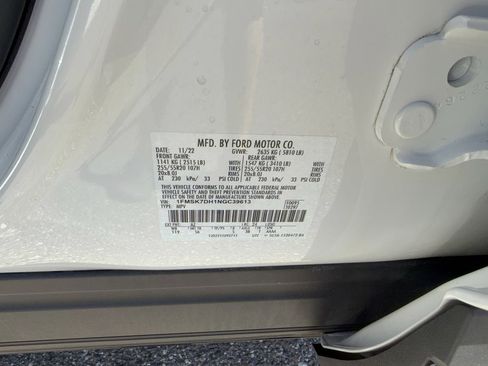 Certified 2022 Ford Explorer XLT w/ Equipment Group 202A image 34