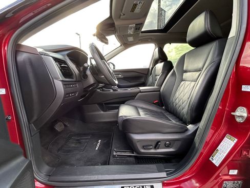 Used 2023 Nissan Rogue Platinum w/ Platinum Premium Package image 28