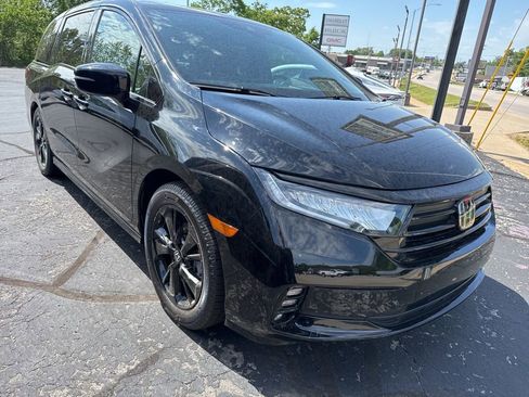 Used 2023 Honda Odyssey Sport image 6