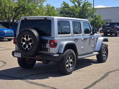 Used 2020 Jeep Wrangler Unlimited Rubicon AWD/4WD image 3