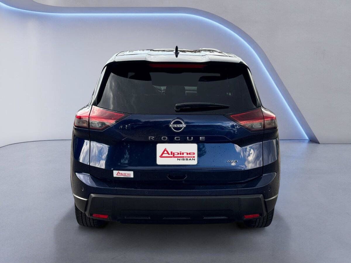 Certified 2025 Nissan Rogue SV AWD/4WD image 4