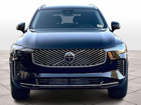 New 2026 Volvo XC90 B5 Plus w/ Protection Package image 5