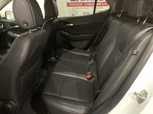 Used 2024 Buick Encore GX Sport Touring image 13