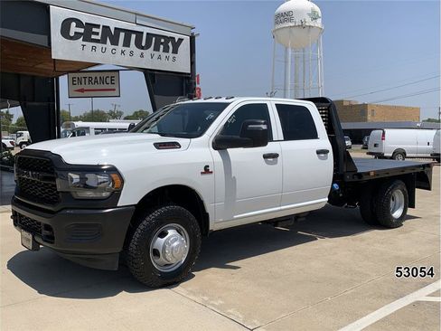 Used 2024 RAM 3500 Tradesman AWD/4WD image 1