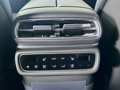 New 2026 Genesis GV80 3.5T e-SC image 18