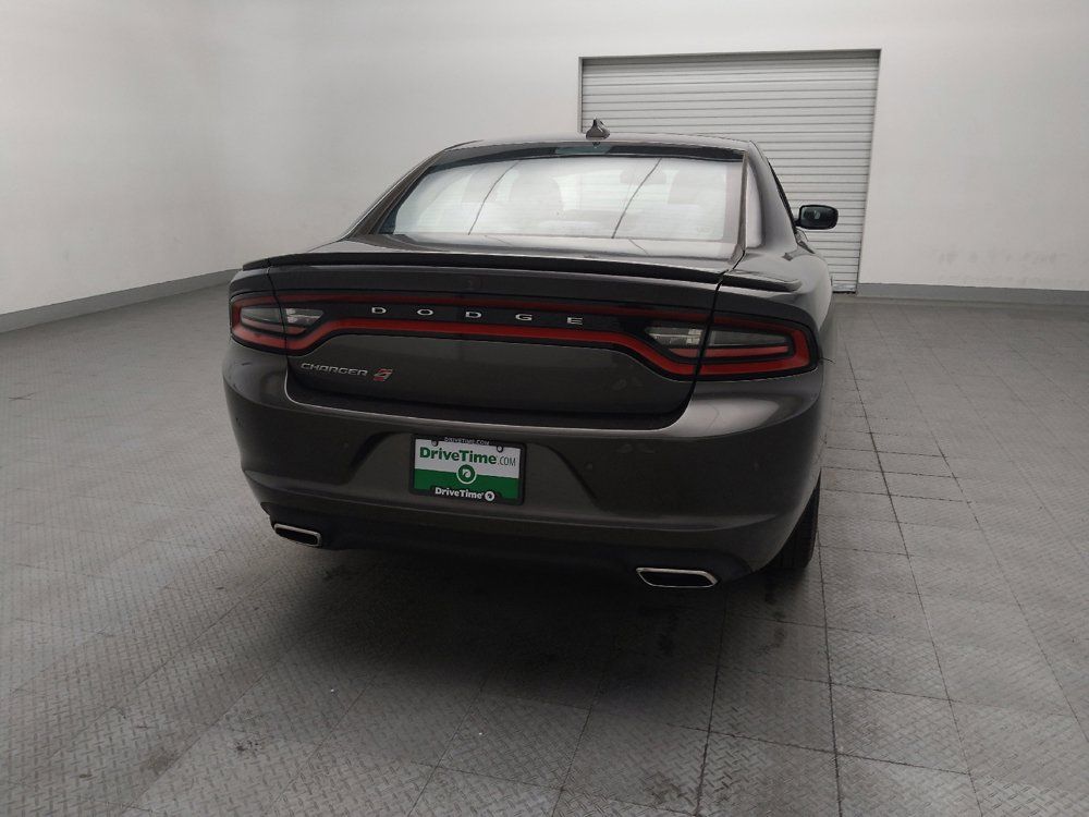 Used 2019 Dodge Charger SXT AWD/4WD image 7