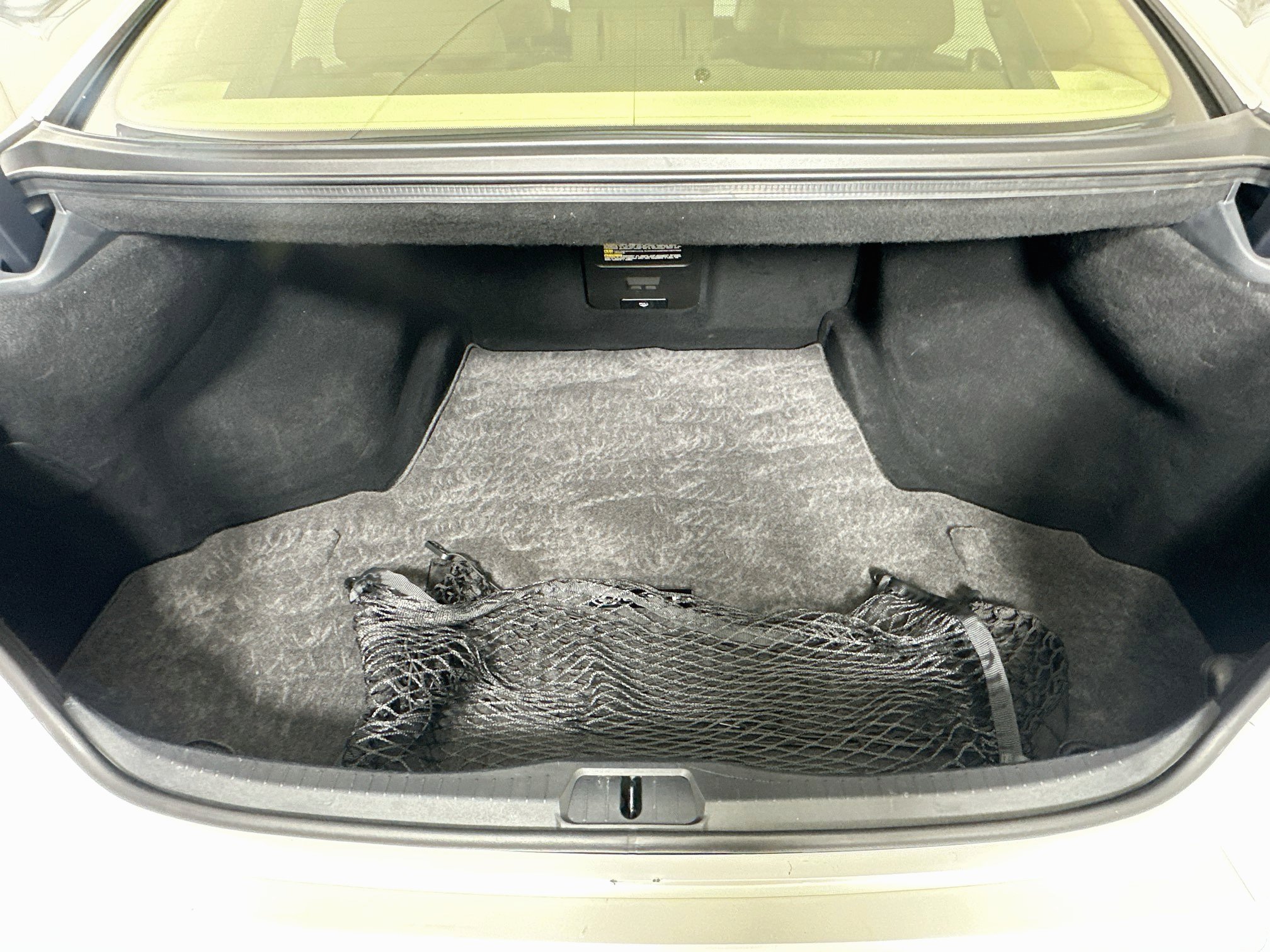 Used 2015 Lexus LS 460 w/ Comfort Package RWD image 30