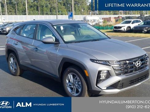 New 2026 Hyundai Tucson SE image 4