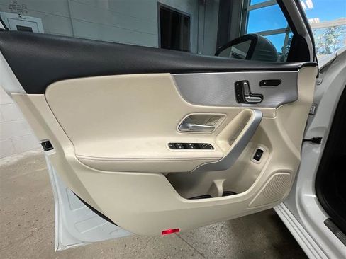 Used 2020 Mercedes-Benz A 220 4MATIC image 10