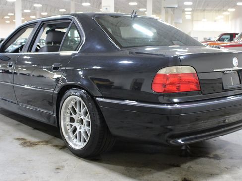 Used 2001 BMW 740iL RWD image 27
