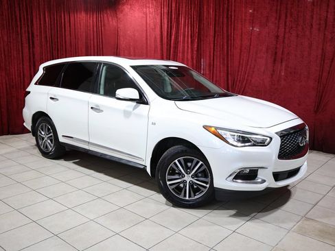 Used 2020 INFINITI QX60 Pure FWD image 2