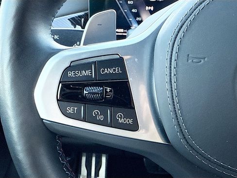 Used 2025 BMW X7 M60i image 39