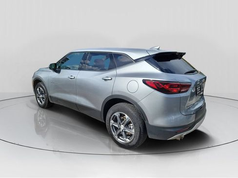 Used 2025 Chevrolet Blazer LT FWD image 5