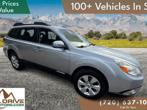 Used 2012 Subaru Outback 2.5i Limited w/ Moonroof Pkg image 3