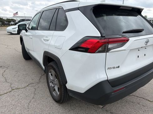 Used 2025 Toyota RAV4 LE image 8