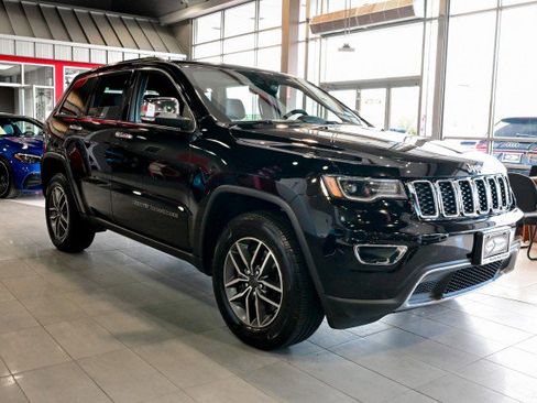 Used 2021 Jeep Grand Cherokee Limited w/ Premium Lighting Group image 3