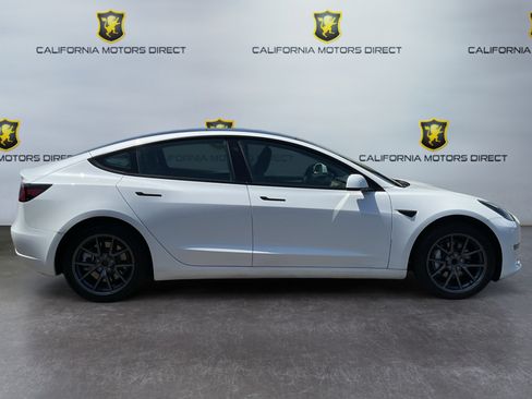 Used 2023 Tesla Model 3 Standard Range RWD image 4