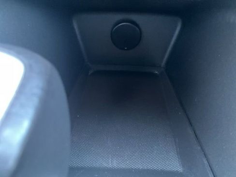 Used 2015 Chevrolet Equinox LT image 16