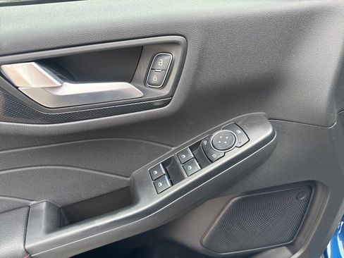 Used 2023 Ford Escape ST-Line w/ Tech Pack #1 image 8