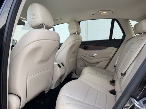 Used 2022 Mercedes-Benz GLC 300 GLC 300 image 33