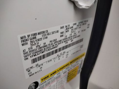 Used 2018 Ford Expedition Platinum image 31