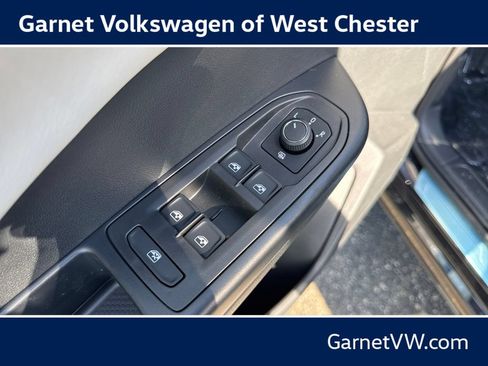 New 2026 Volkswagen Taos SE AWD/4WD image 22