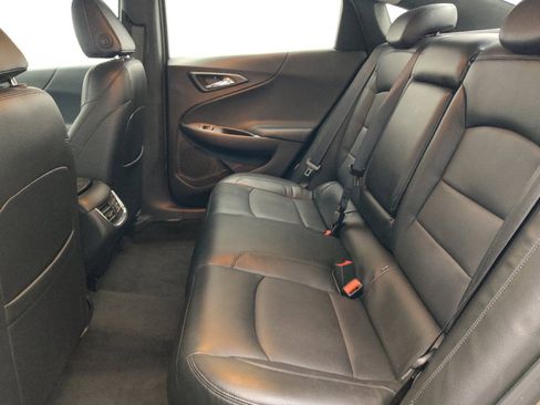 Used 2018 Chevrolet Malibu LT w/ Driver Confidence Package FWD image 18