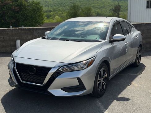 Used 2021 Nissan Sentra SV FWD image 1