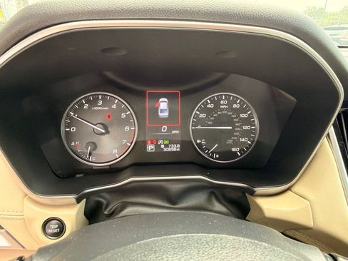 Used 2024 Subaru Legacy Limited AWD/4WD image 14