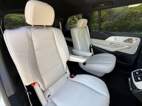 Used 2025 Mercedes-Benz GLS 450 4MATIC, w/ HUD, TRAILER HITCH, image 25