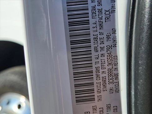 Used 2019 RAM 3500 Limited w/ Max Tow Package image 16