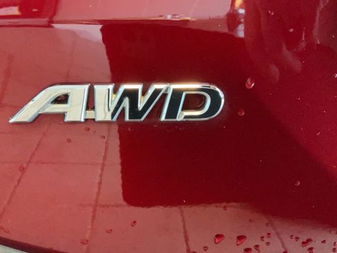Used 2023 Toyota RAV4 LE AWD/4WD image 33