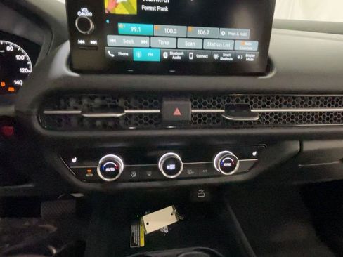 Certified 2025 Honda HR-V EX-L image 35