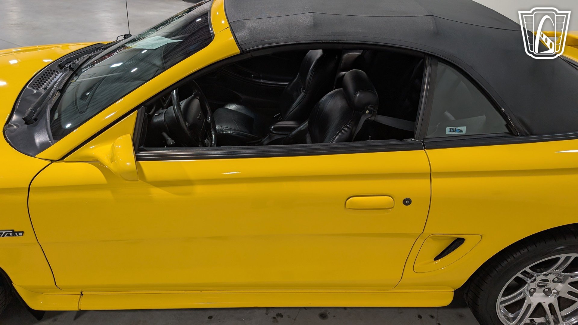 Used 1998 Ford Mustang GT RWD image 28