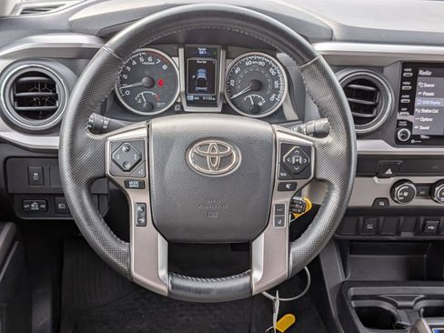 Used 2022 Toyota Tacoma SR5 w/ SR5 Appearance Package (SM) image 30