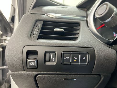 Used 2014 Chevrolet Impala LTZ image 17