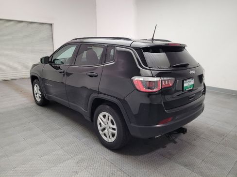 Used 2018 Jeep Compass Sport w/ Tech Group FWD image 5