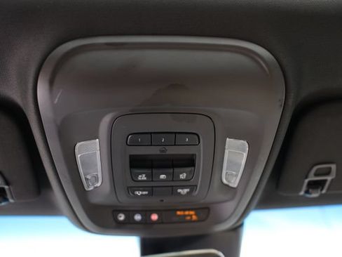 Used 2023 Cadillac CT5 Luxury w/ Sun And Sound Package AWD/4WD image 32
