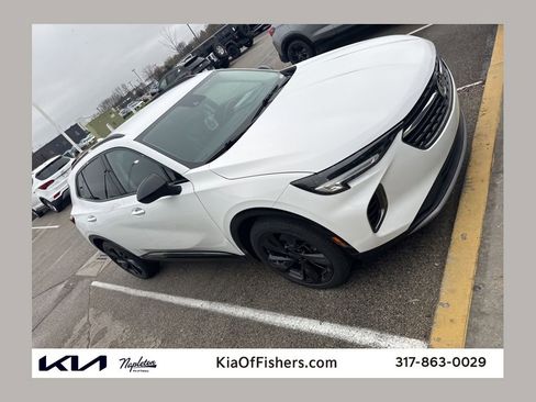 Used 2021 Buick Envision Essence w/ Sport Touring Package image 1