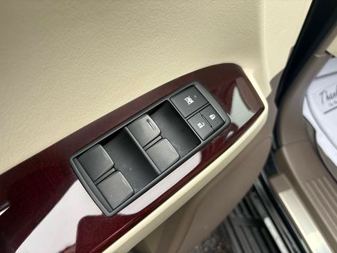 Used 2017 Lexus GX 460 Premium w/ Premium Package AWD/4WD image 9